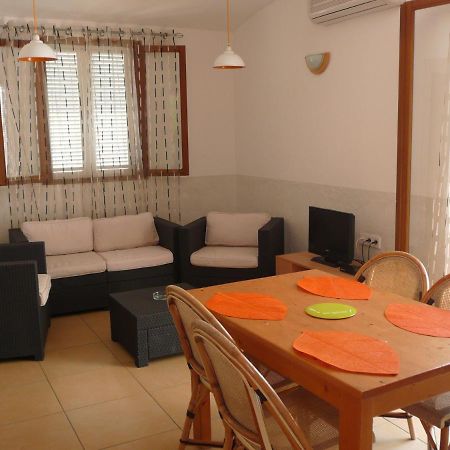 Levolle Marine Hotel Poggio Mezzana Buitenkant foto
